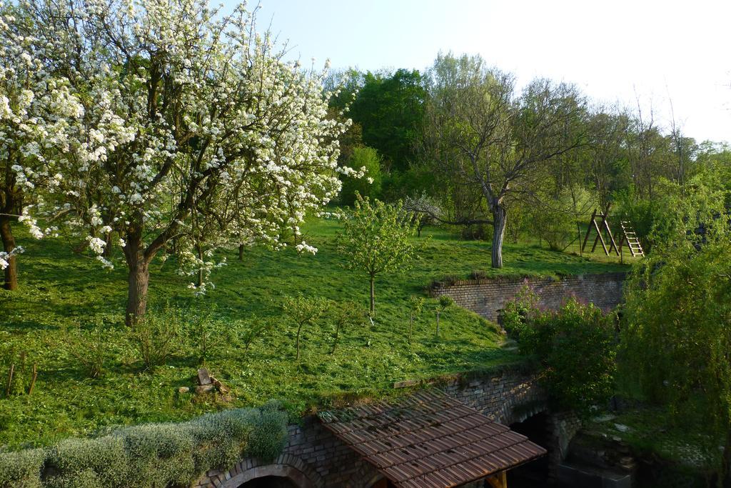 Ferienwohnung Pod Kralicim Vrchem Milovice  Exterior foto